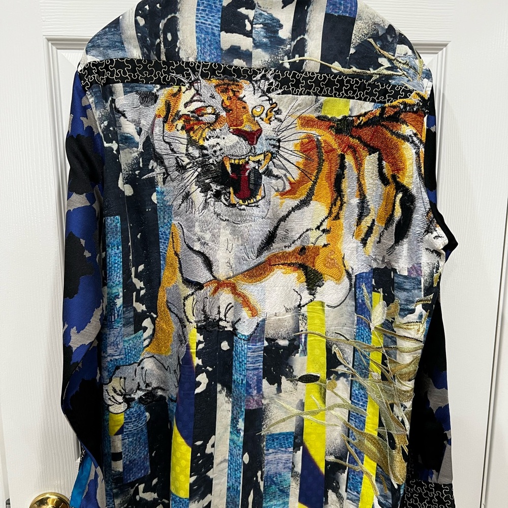 Robert Graham Multicolor Graphic Shirt- tiger NWT